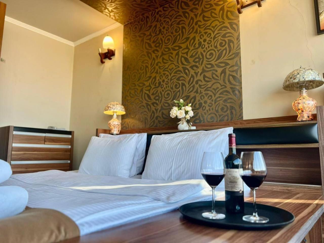 Elegant Hostel Erywań Zewnętrze zdjęcie